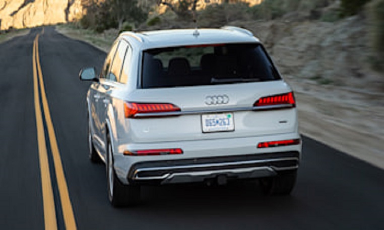 How Much It Cost To Ride Audi Q7 In Dubai 