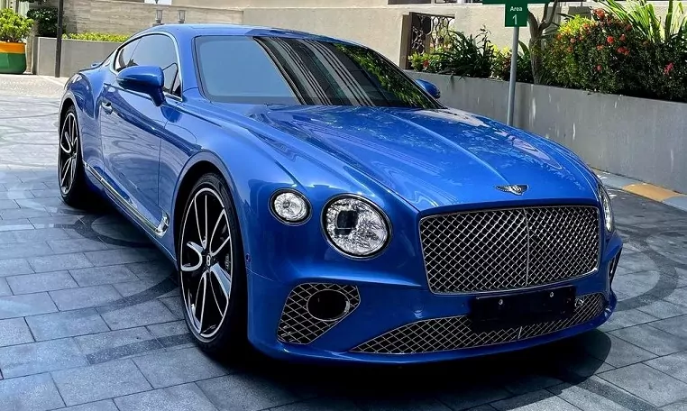 Ride A Bentley Gt V8 Convertible For An Hour In Dubai